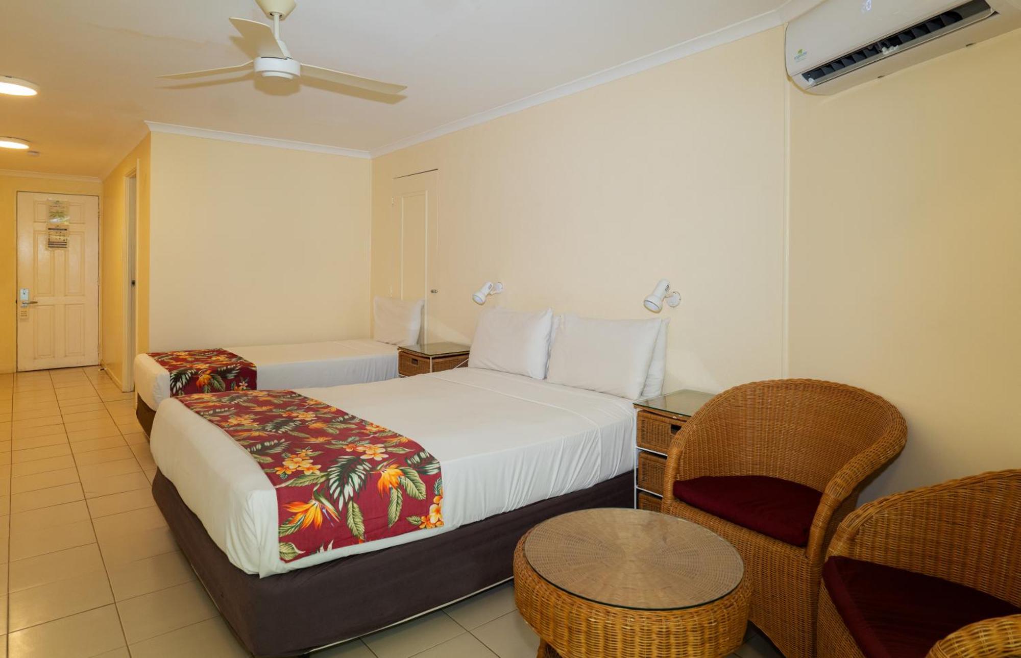ดิเอจวอเทอร์ รีวอร์ทแอนด์สปา Hotel ราโรทองกา ภายนอก รูปภาพ